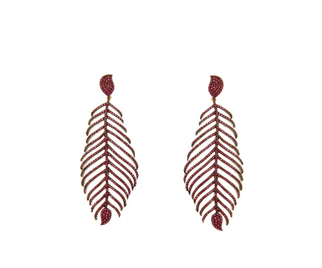 Pendientes Colección Khalik de Rubí de Isabel Guarch